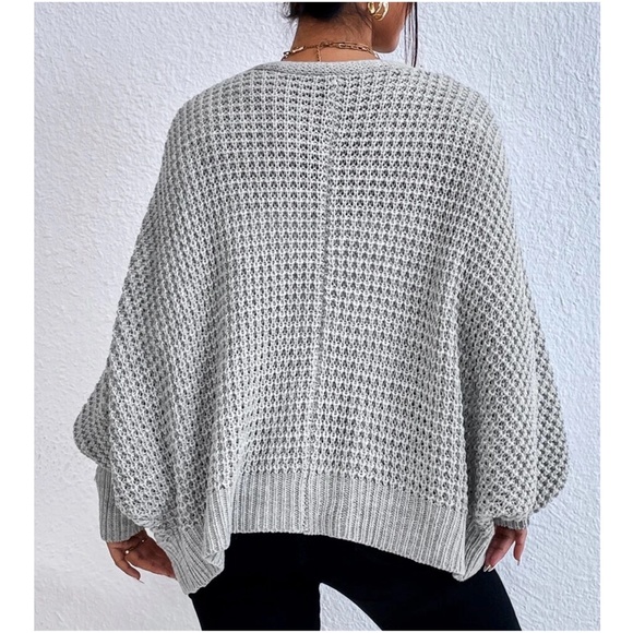 Cozy Grey Open Front Oversized Cardigan - Picture 4 of 4